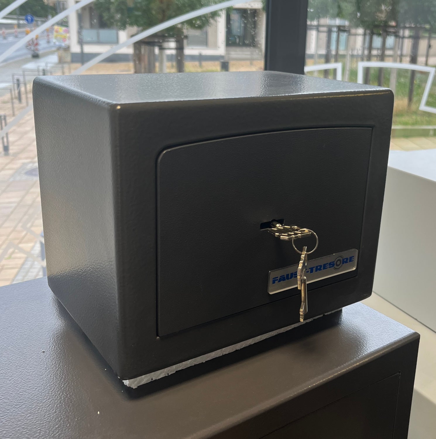 Wertschutz- und Möbeltresor ASK 20 KL