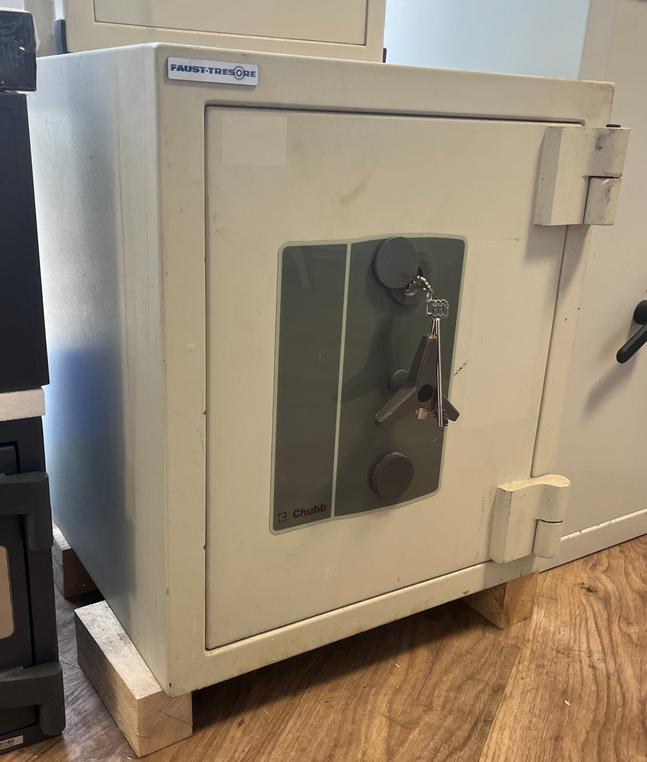 Wertschutztresor Chubb PRO 80 KL