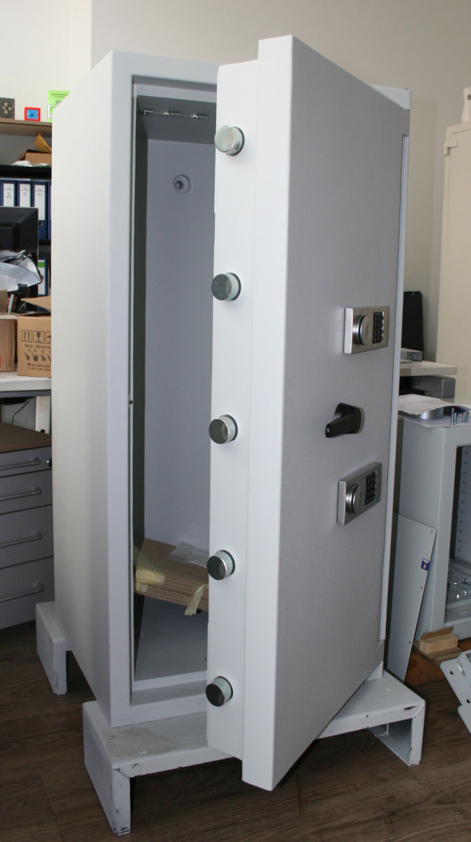 Wertschutztresor Königstein V 100 EL 2x CCB90