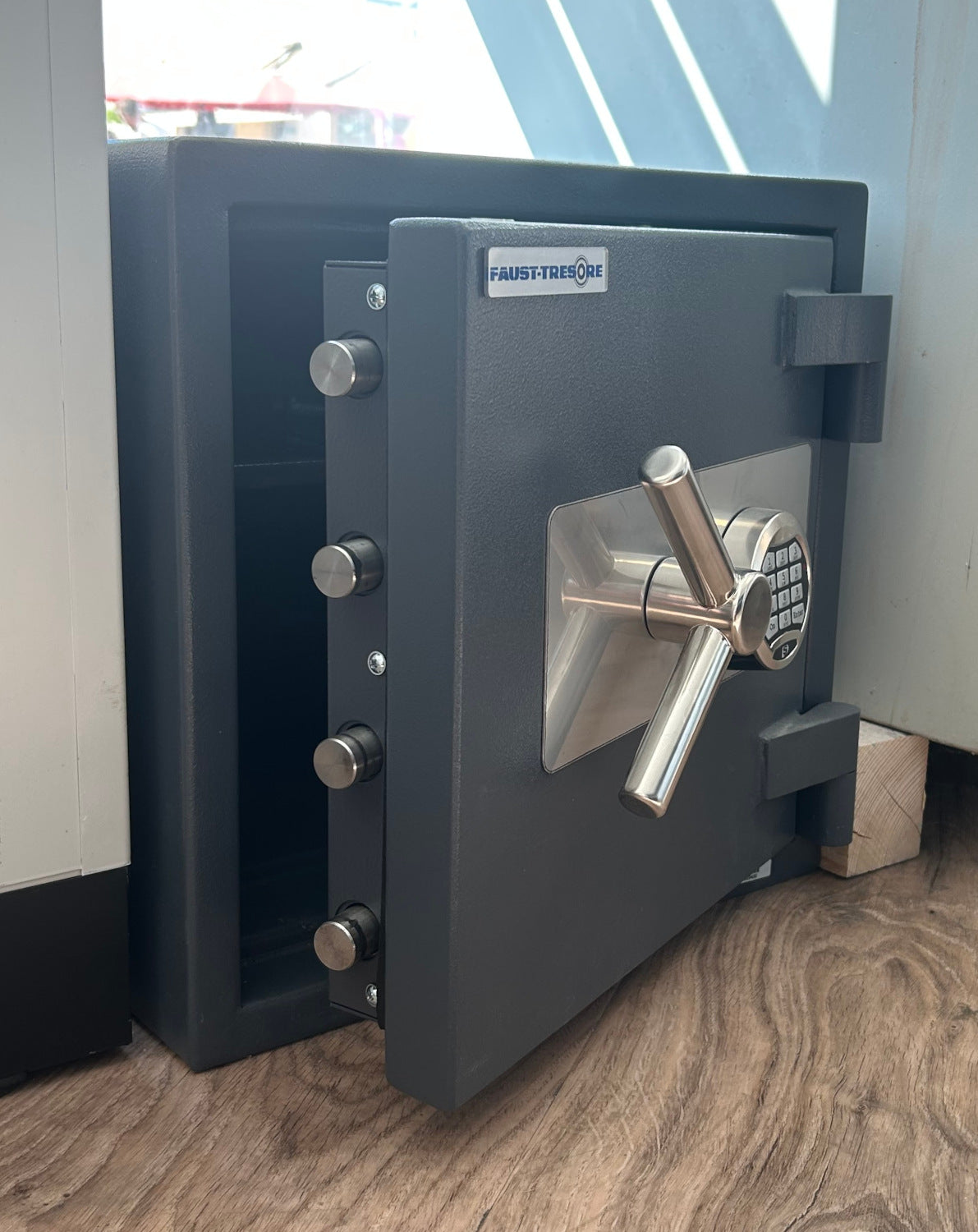 Wertschutz- und Dokumententresor Schloss Wachwitz 46 EL
