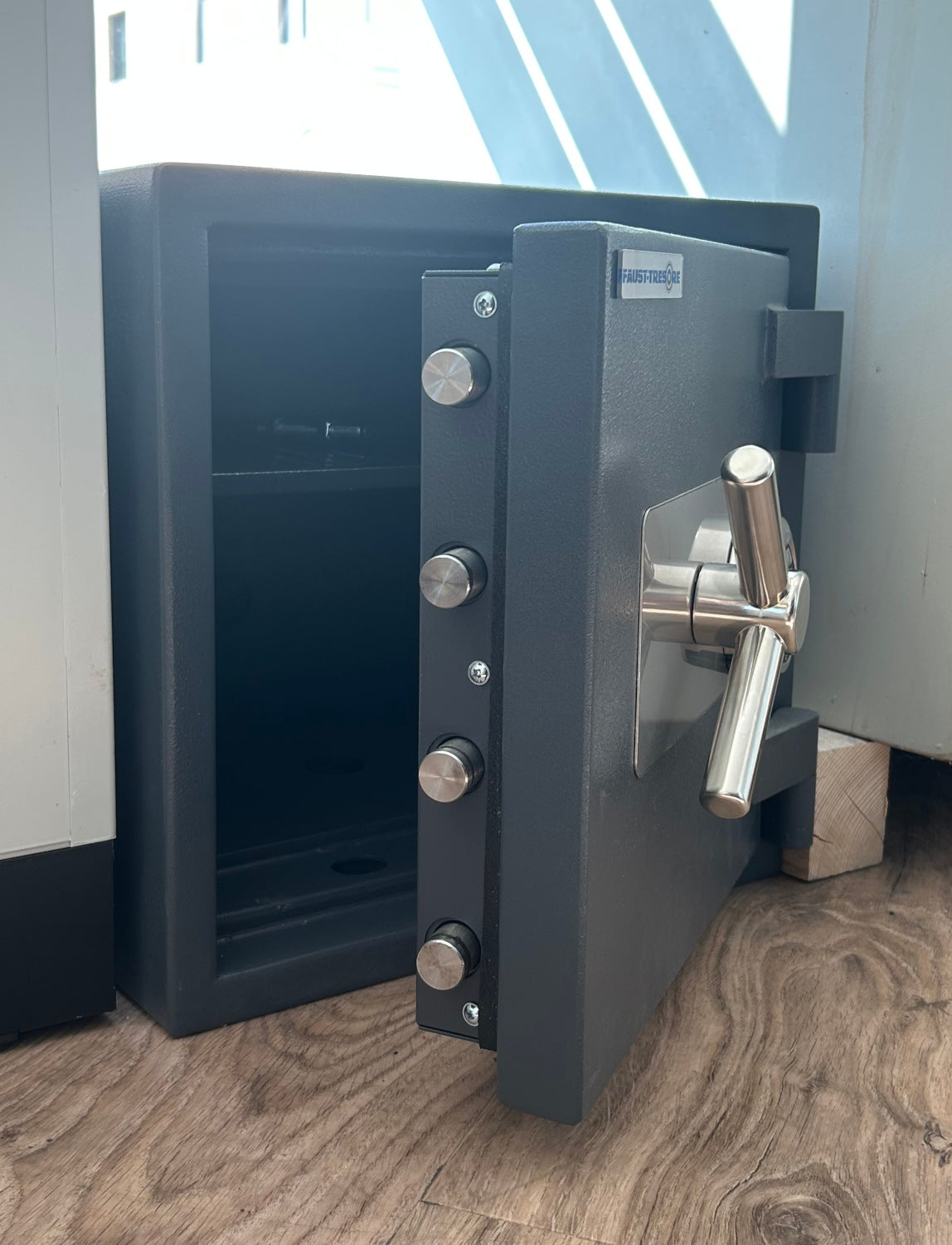 Wertschutz- und Dokumententresor Schloss Wachwitz 46 EL