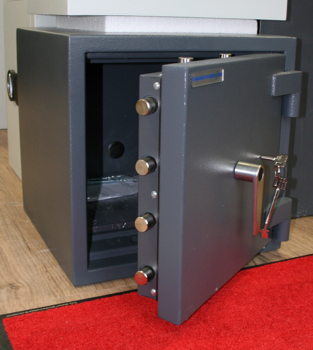 Wertschutz- und Dokumententresor Schloss Wachwitz 46 KL