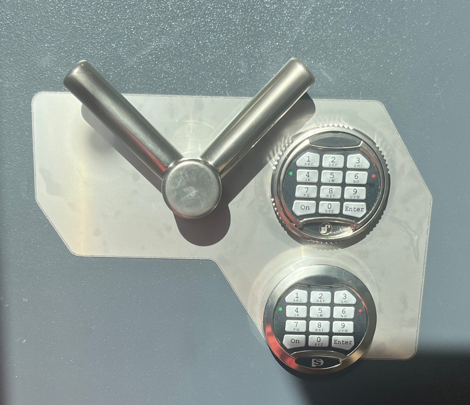 Wertschutz- und Dokumententresor Banker M 85 EL +EL