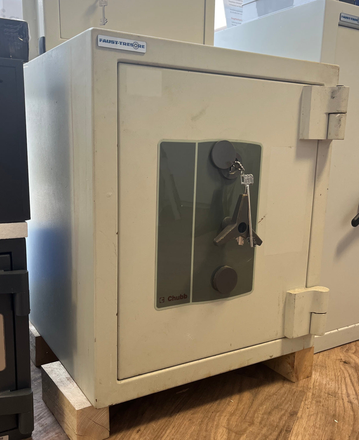 Wertschutztresor Chubb PRO 80 KL
