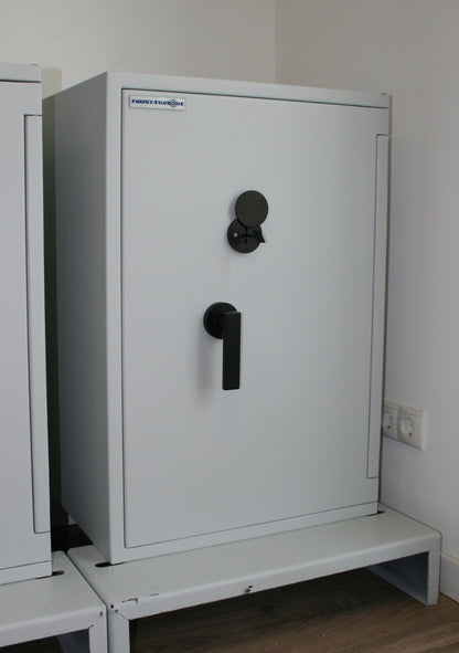 Wertschutztresor Königstein III 80 EL