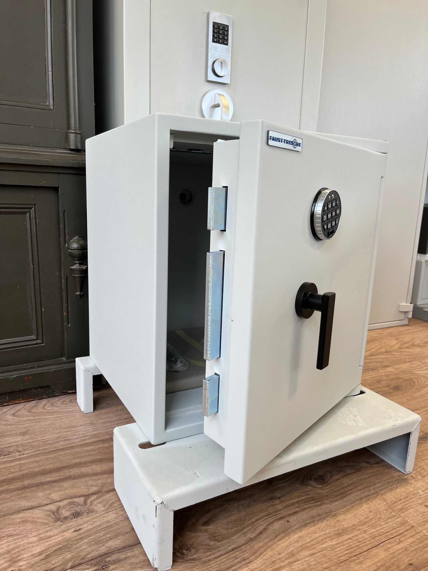 Wertschutztresor Königstein III 60 EL