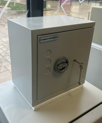 Wertschutz- und Möbeltresor Lyra 1 KL