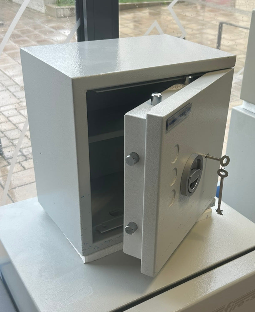 Wertschutz- und Möbeltresor Lyra 1 KL