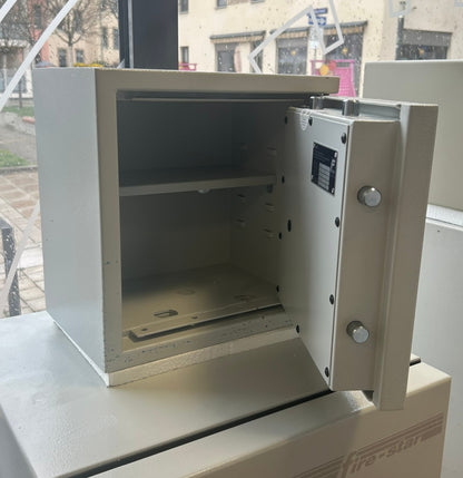 Wertschutz- und Möbeltresor Lyra 1 KL