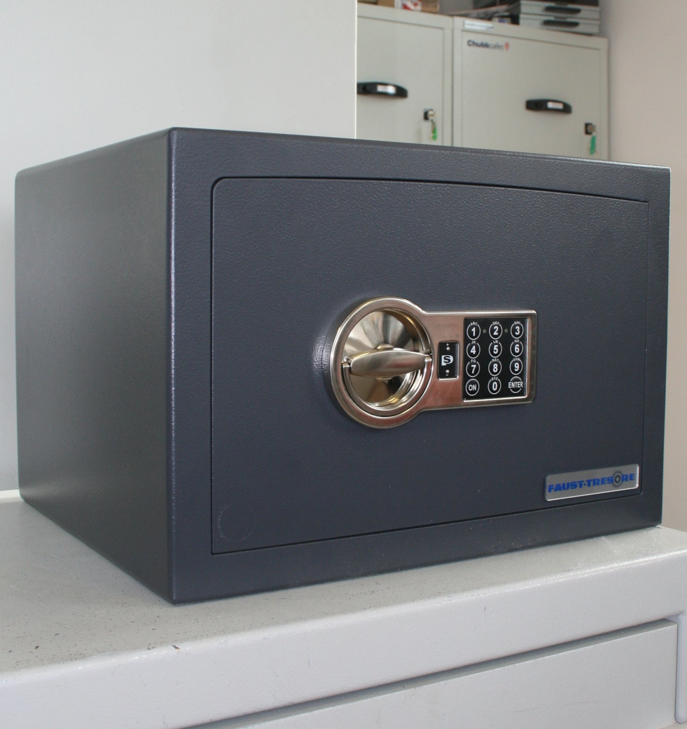 Wertschutz- und Möbeltresor ASK 30 EL